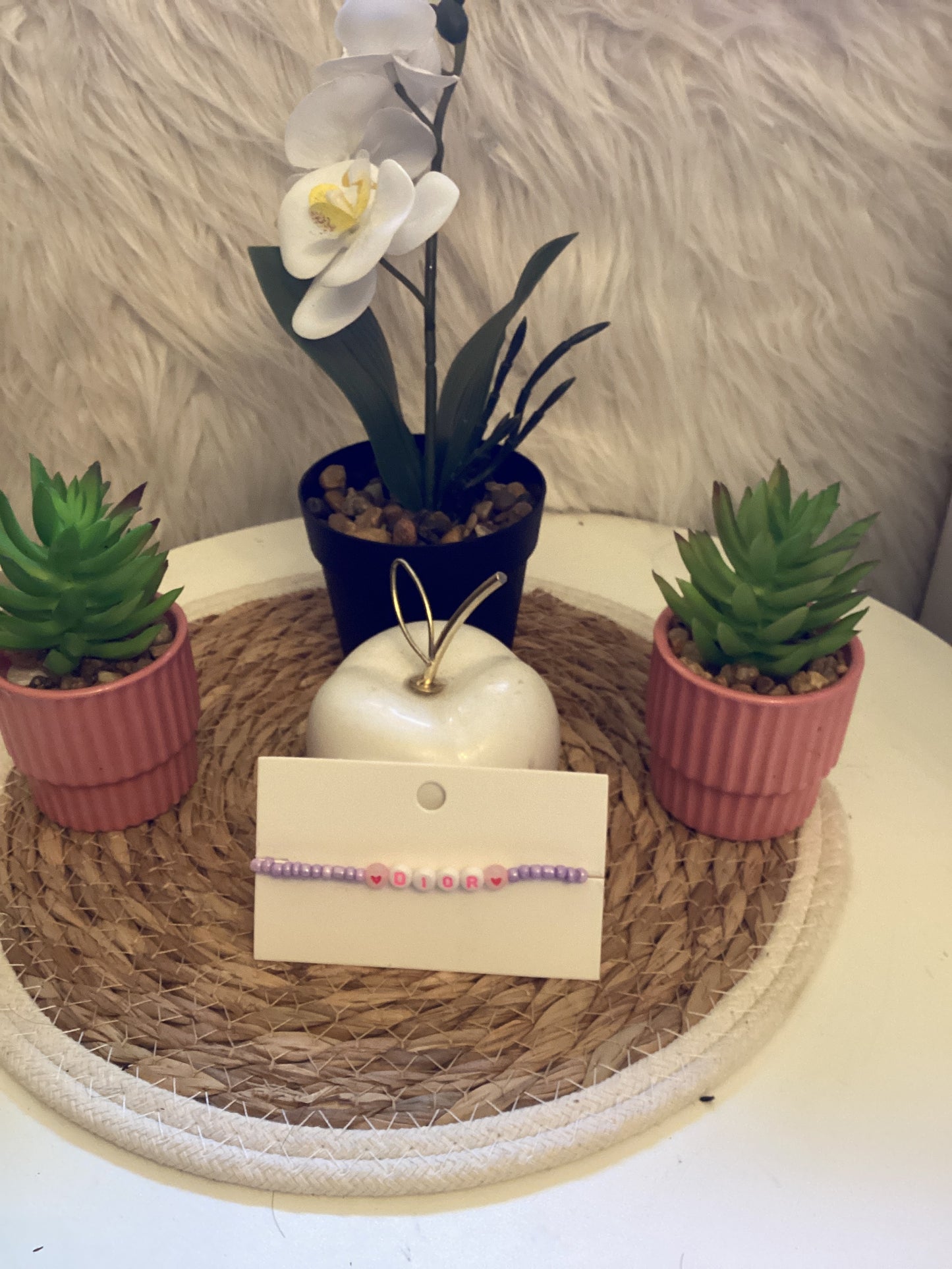 Bracelet petites perles marquer DIOR parme