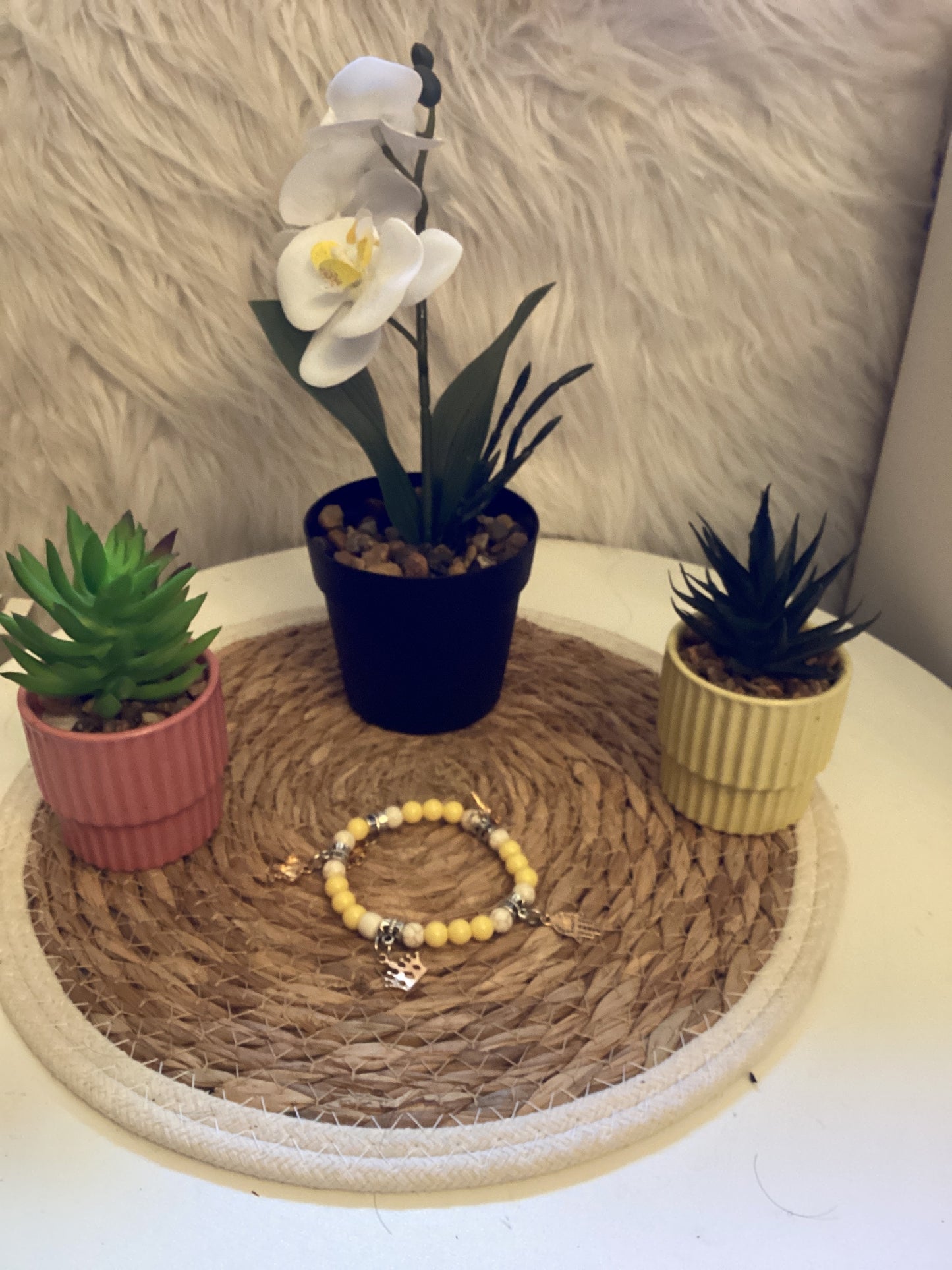 Bracelet perles avec des breloques